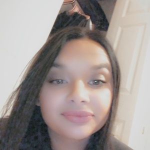 Meet your Posher, Carlee